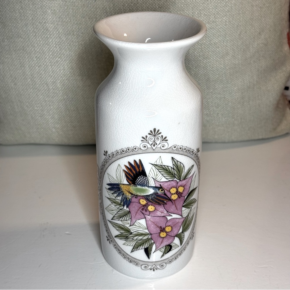 Barbados "Flower Birds" vase featuring a hummingbird and bougainvillea.